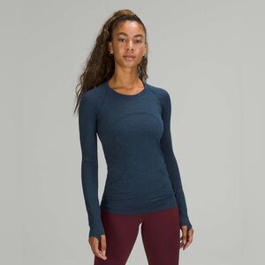 Lululemon Swiftly Tech Long Sleeve Shirt 2.0
True Navy / Iron Blue est size 6